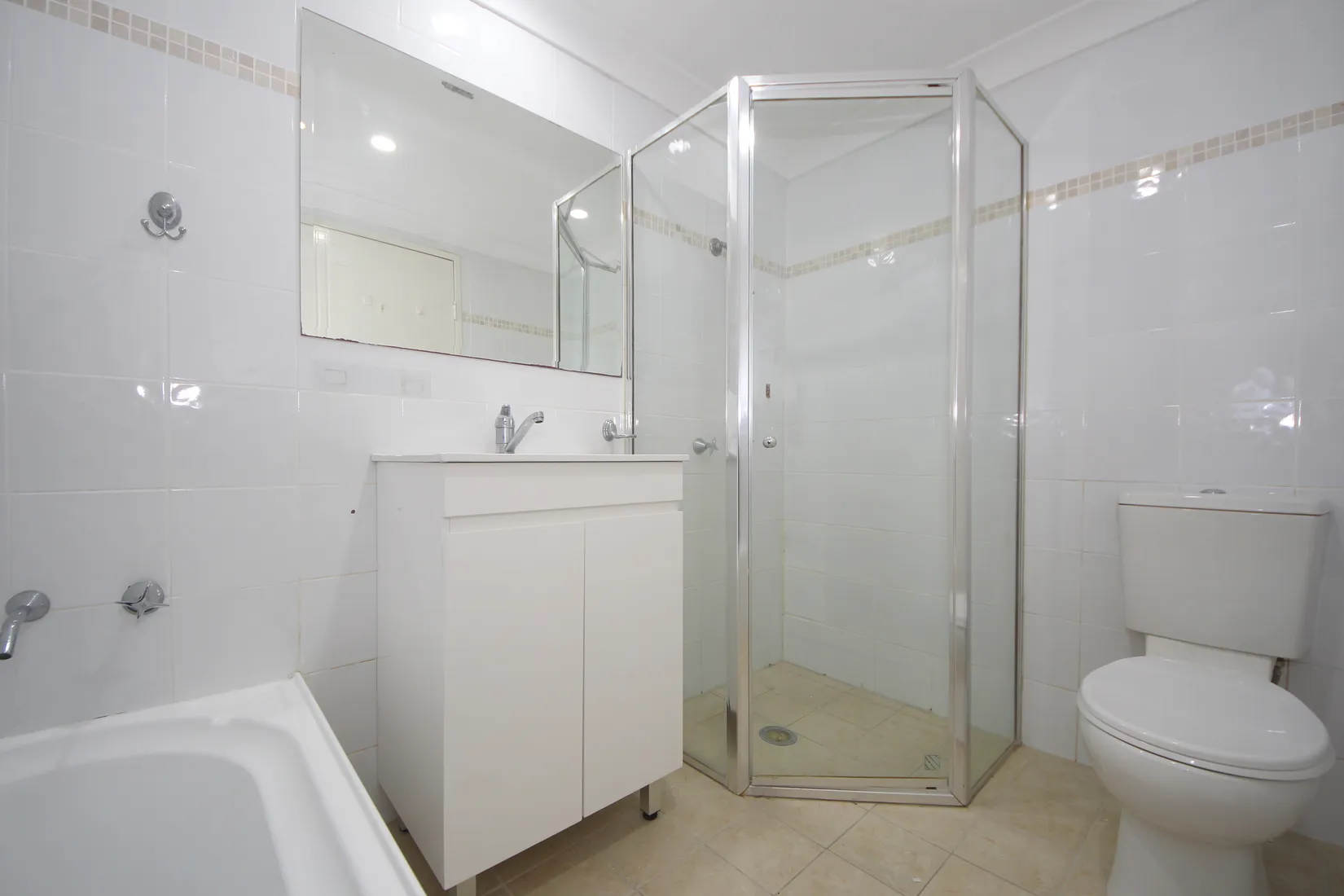 SIL HOME – 4 BEDROOMS - Image 2